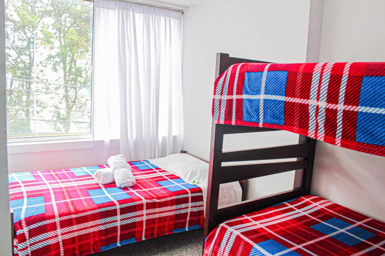 El Cable Hostal Manizales Eksteriør bilde