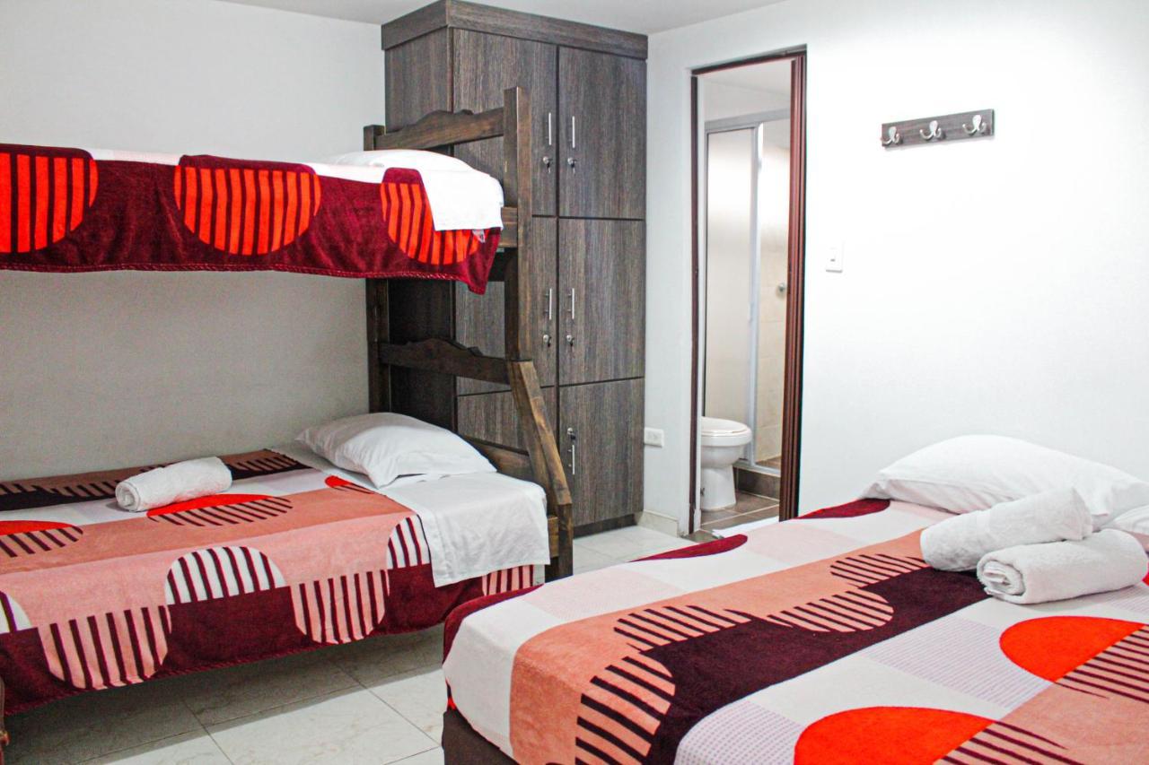El Cable Hostal Manizales Eksteriør bilde