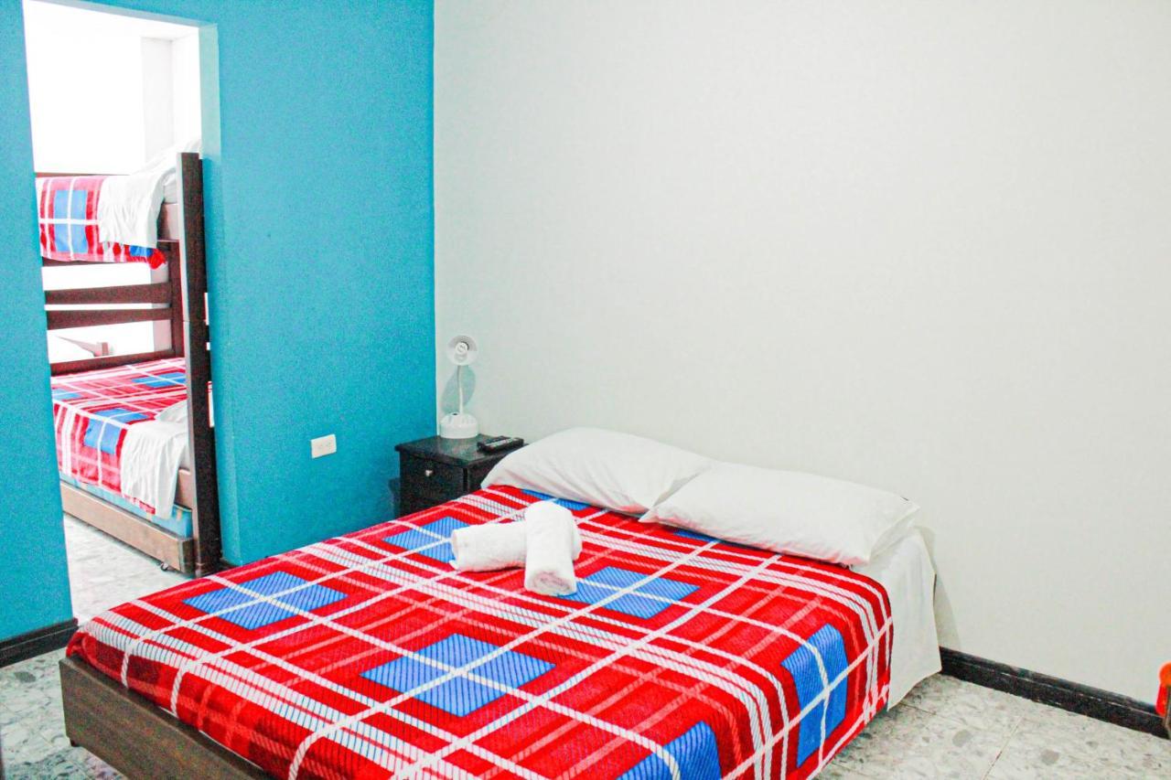 El Cable Hostal Manizales Eksteriør bilde