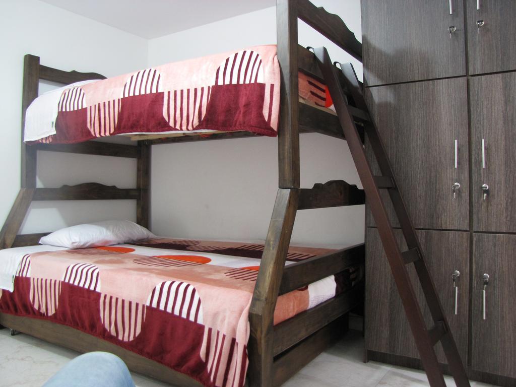 El Cable Hostal Manizales Eksteriør bilde